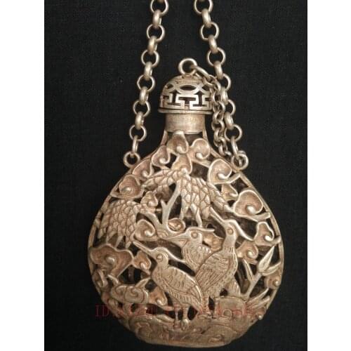 YIZHU CULTUER ART Collection Old China Tibet Silver Hand-made Flowers Bird Crane Sachet Pendant
