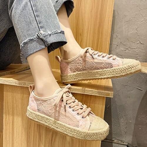 New Woman Lace Hollow Canvas Shoes Ladies Fashion Lace Up Straw Thick Bottom Shoes Flat Casual Shoes Women Breathable Sneakers