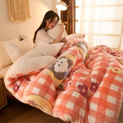 New Twin/Queen/King Size patchwork Thick Warm Quilts Duvet home Luxury Printed Flannel Winter Blanket Bedding Comforter quilted