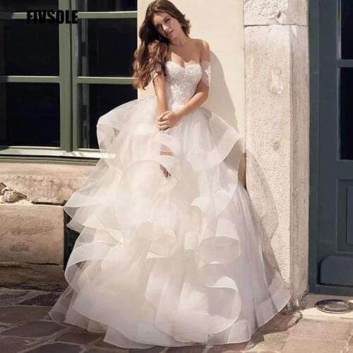 Fivsole Ball Gown Wedding Dresses 2021 Tiered Sweetheart Off Shoulder Lace Appliques Lace-up Back Bridal Gown Vestidos De Noiva