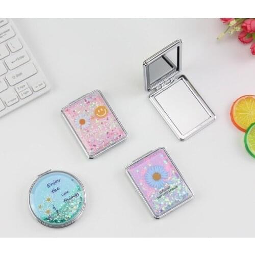 L104 Double-sided Makeup Mirror Portable Quicksand Sequins Daisy Pattern Cute Girls Gift Hand Mirror Pocket 2-face Makeup Mirro