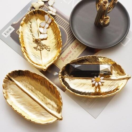 European Ceramic Tree Leaf Plate Jewelry Ring Earrings Storage Tray Creative Simple Snacks Dessert Dish Desktop Key Holder