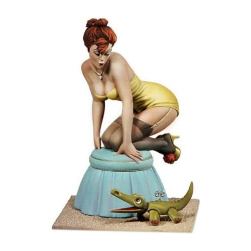 1/22 Scale Unpainted Resin Figure Mind the Crocodile Pin Up girl