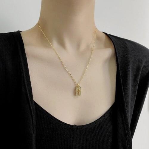 Euro-American Style Hollow Cross Pendant Necklace Temperament Square Brand Mosaic Rhinestone Clavicle Chain Woman Bijoux