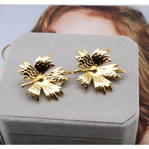 Maple Leaf Fashion Cute Design Earring