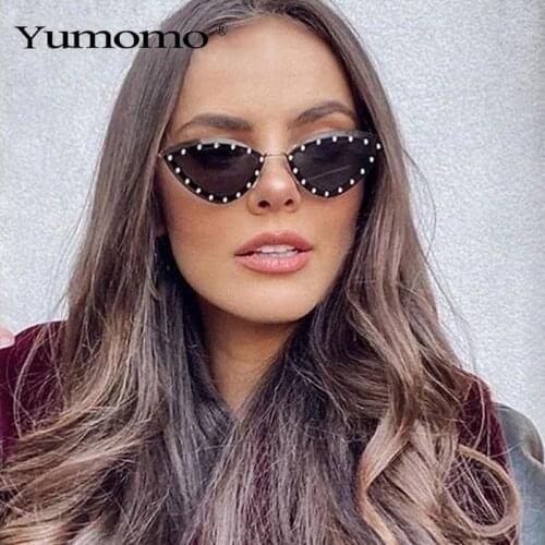 2021 New Brand Triangle Cat Eye Sunglasses Alloy Rimless Crystal Shiny Sun Glasses Female Unique Elegant Green Rhinestone Shades