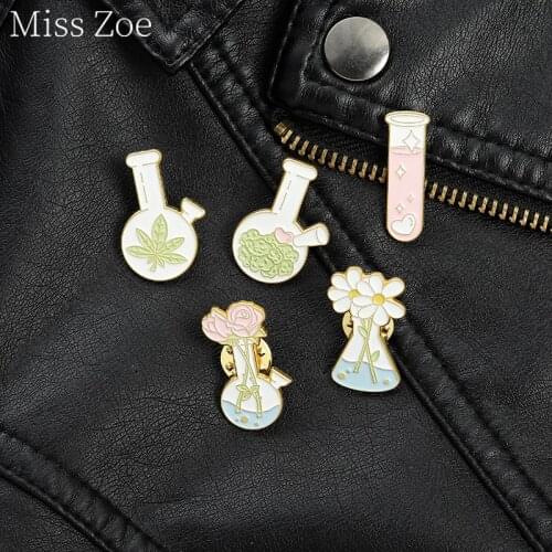 Flower Beaker Test Tube Enamel Pin Badge Chemistry Pharmacist Brooches Cartoon Backpacks Lapel Pins Jewelry Gift For Women Girl