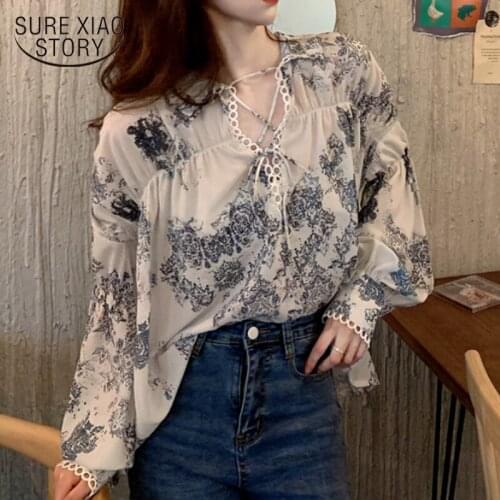 Fashion Shirt Women Autumn New Long Sleeve Blouses Women Casual Lady Loose Tops Floral Retro Blouse Printed Lace Shirt 16775
