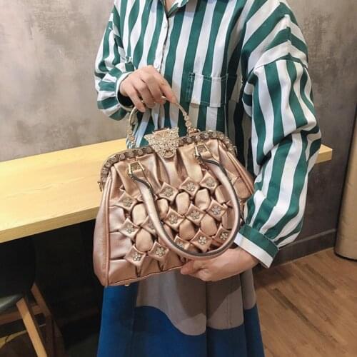 IPinee Fashion Women Handbags Designer Diamond Decoration PU Leather Tote Luxury Ladies Bags Big Travel Shoulder Bag