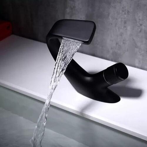 Luxury Basin Faucet Waterfall Modern Brass Bathroom Sink Wash Faucets Deck Mount Simple Design Crane Cold Hot Water Mixer Tap