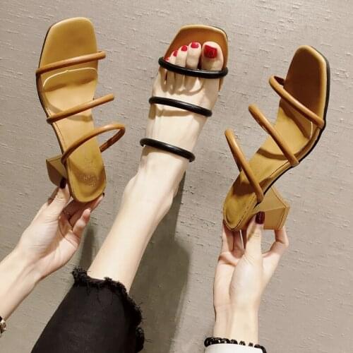 Summer new wild wear sandals and slippers open toe thick heels beach holiday Roman shoes women