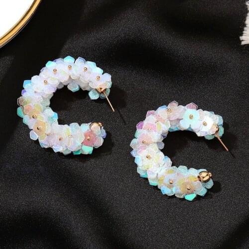 Orgin Summer Unique Design Laser Sequins Petal C Shape Hoop Earrings for Women Creative Colorful Earrings Jewelry Accessories