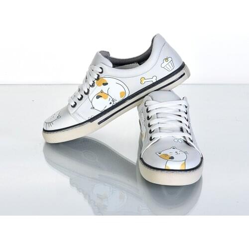 SITTING CUTE CAT PATTERN SPECIAL DESIGN WOMEN SNEAKERS