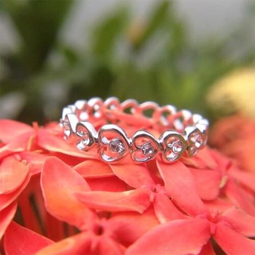 Milangirl Trendy Silver Color Hollow Heart Love Shaped Inlaid Crystal Rhinestone Zircon Female Ring for Women Wedding Jewelry