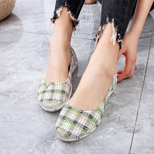 2021 Summer Women Shoes Flat Sneakers Gym Female Sport Walking Breathable Women Sneakers Lightweight Sports Running Shoes