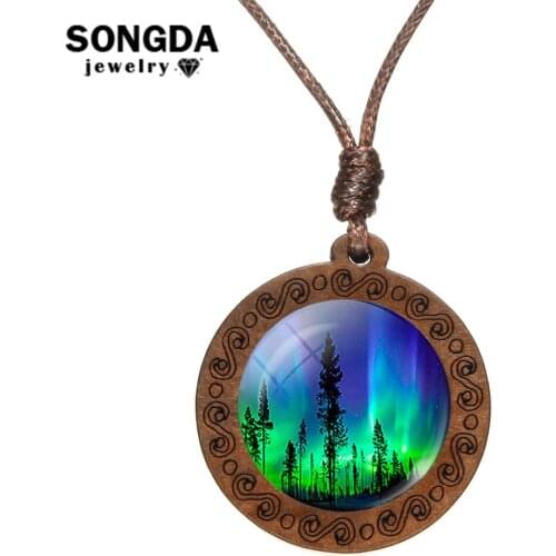 SONGDA Green Northern Lights Necklace Beautiful Natural Wonders Glass Cabochon Wooden Pendant Aurora Borealis Hand Craft Jewelry