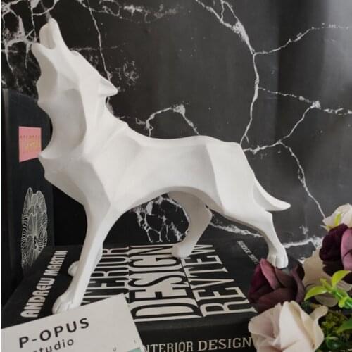 Modern Animal Statue Craft,Geometric Wolf Statue and Sculpture Decor,Resin Creative Wolf Figurine for Home,Office Decoration