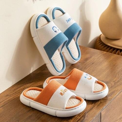 Akexiya Breathable Cotton Slippers Women Men Indoor Slipper Soft Sole Cartoon Design Lovers Home Shoes Lovers Fashion Slides