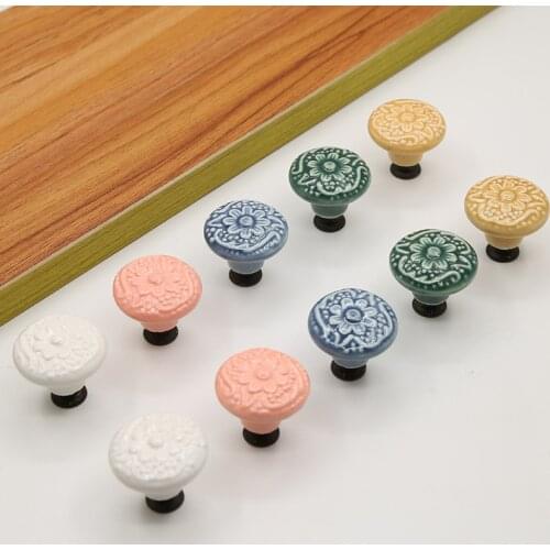 33mm Round Embossed Single Hole Ceramic Handle Pastoral Retro Cabinet Wardrobe Door Knobs Single Hole Furniture Pulls Diy