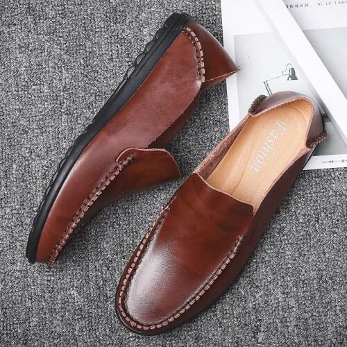Yomior 2020 New Spring Summer Men Shoes Casual Flats Breathable Loafers Business Soft Leather Driving Shoes Moccasins Men