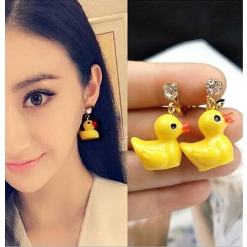 Korea Style Fashion Cute Yellow Duck Clip on Earrings and Pierced Earrings for Girls Party Luxury Charm Earrings High Quality