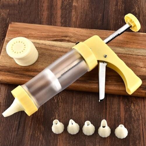 8Pcs Confectionary Cookie Tips Plastic DIY Pastry Syringe Extruder Cream Nozzle Cake Decorations Tools Cream Gun Bakeware