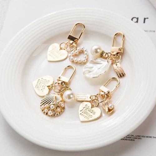 4Pcs Love Letter Shell Conch Pearl Metal Golden Keychain Kit Bag Charm Jewelry 634D