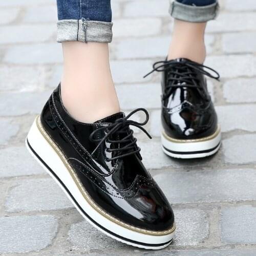 Autumn Women Platform Shoes Woman Brogue Derby Patent Leather Flats Lace Up Footwear Female Flat Oxford Shoes For Women 236
