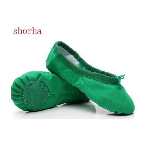 2017 Hot Child Soft bottom girl dancing shoes ladies professional ballet dance shoes with ribbons girls shoes size 22-39