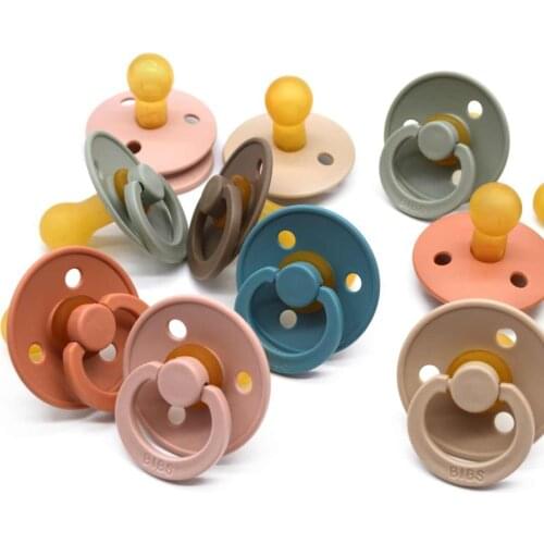 New Season 2 Pcs BPA free Slikon Natural Bibs Classic Rubber Pacifier Nipple Baby Newborn Soothing Orthodontic Naturel Pacifier