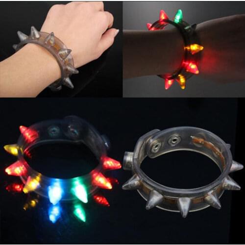 Glow Funny Flash Bracelet Fluorescent Color Changing For Party LED Eight Lamp B99