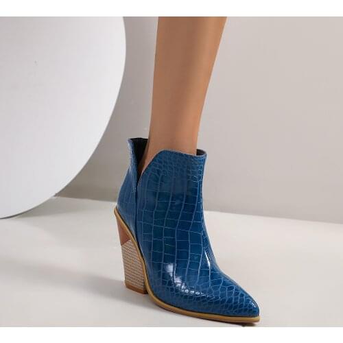 Women Retro Ankle Boots Slip on Pointed Toe Ladies Snake Print Rivet Mixed Color Shoes Female Soft PU Leather Casual Footwear
