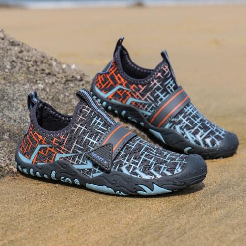 Childrens Quick-Dry Breathable Aqua Shoes Boys Girls Barefoot Beach Upstream Wading Shoes Elastic Non Slip Water Sports Shoes