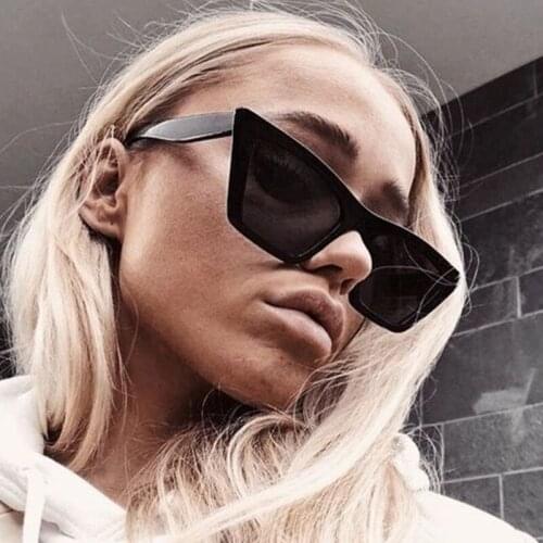 Vintage Black Ladies Cat Eye Sunglasses New Fashion Design Small Sun Glasses Female Lady Eyeglas Classic Shades Glasses UV400