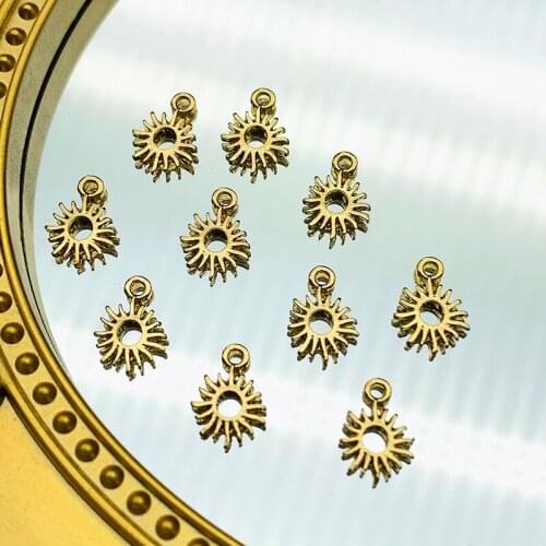 10Pieces Golden Alloy Sun Flower Metal Plant Charms Pendant For Necklace Earring Handmade DIY Jewelry Making Supplies Wholesale