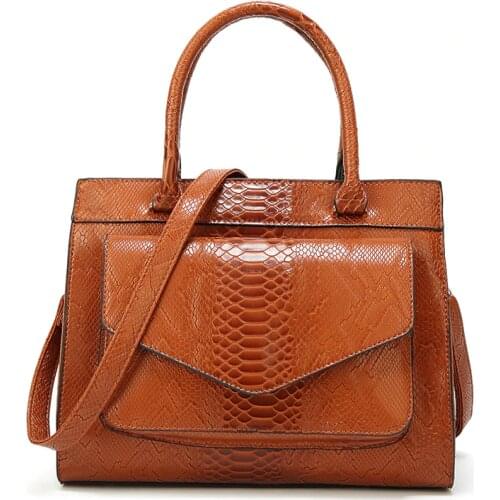 Luxury Snake Womens Bag Serpentine Pu Leather Bags Handbags Women Famous Brand 2020 Designer Tote Bags For Women Shoulder Bolsa