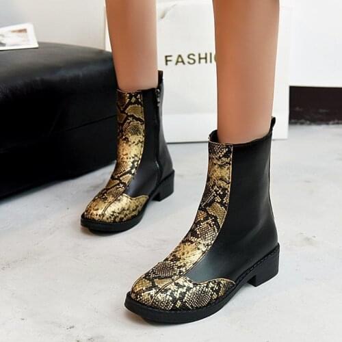 2021 Women Boots with Pouch Fashion Plus Size Round Toe Increase Platform Boots Punk Solid Thicken Ladies Shoes Big Size 35-43