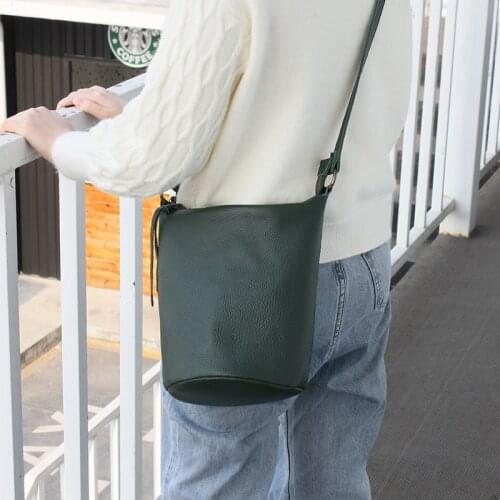 Simple Retro Genuine Leather Crossbody Bags For Women Casual Small Messenger Bags Female Solid Luxury Bucket Handbag With Purses