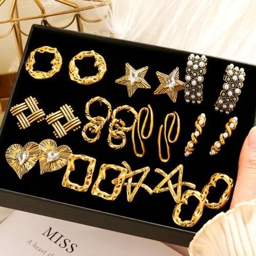 EN Gold Vintage Heart Star Round Geometry Earrings Pearl Crystal Retro Jewelry Twisted Circle Earring Gifts New Arrival Women