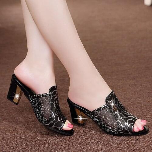 Thick-heeled Sandals and Slippers Female Summer Wear 2020 New Mesh Thick-heeled Sandals and Slippers Women Fashion Wild Sandals