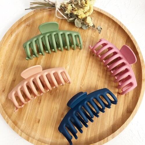Hot Selling New Fashion Simple Colorful Hollow Acetate Acrylic Hair Clips Claw for Women