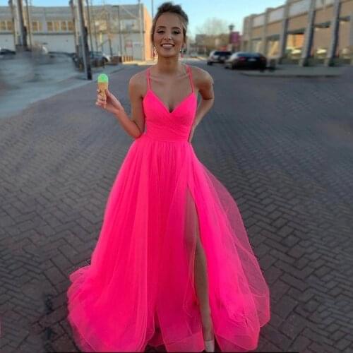 A-Line Tulle Sexy V-Neck Spaghetii Straps Evening Dress 2021 Hot Pink Sleeveless Side Slit Party Prom Gowns