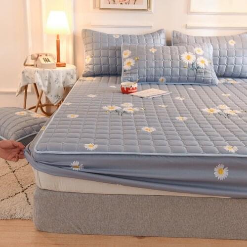 Beautiful mattress cover bed Cover Solid Mattress Protector home bed sheet king queen size thick quilt Anti-mite Washable Mat