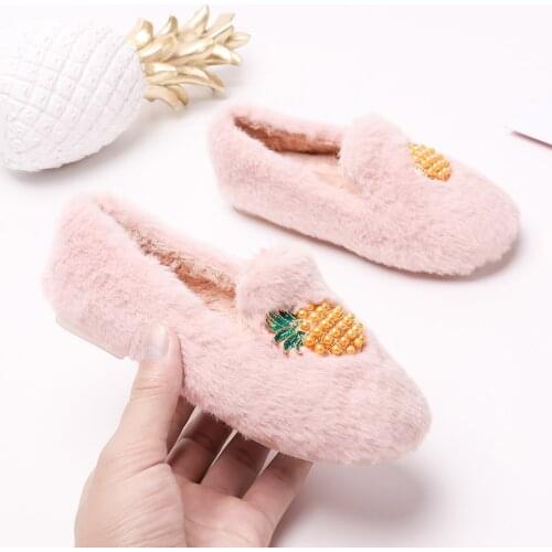 Warm pink white fluffy girls loafer skid resistance little girl winter shoes with sweet pineapple furry plush flats slip on