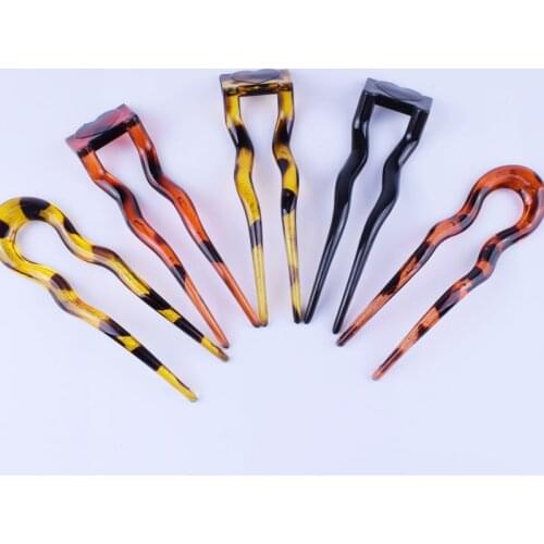 2019 New U Shape Hair Clips Grips Convenient Simple Plastic Forks Styling Tool Hairpins Newly Magic Bending Hairwear Decoration