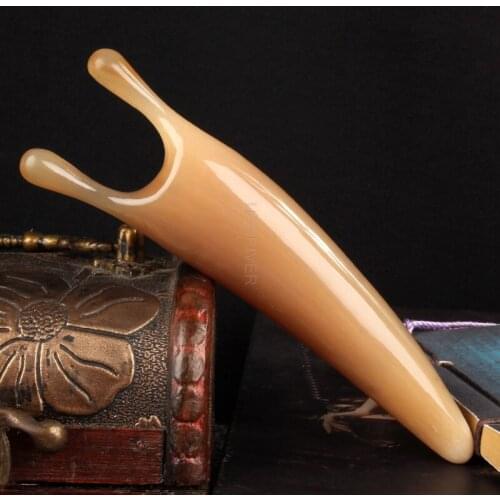 Natural white buffalo horn eye massager, tendons and beauty bar are used to dredge the meridians and collaterals of