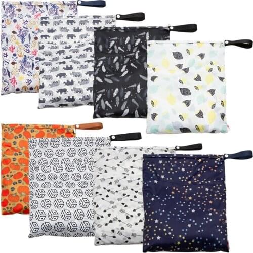 Waterproof Reusable Wet Bag Printed Pocket Nappy Bags PUL Travel Wet Dry Bags 29x36cm Diaper Bag