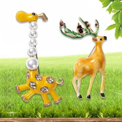 WYBU Giraffe Brooch for Women Animal Brooch Pin Swan Horse Cute Fashion Jewelry Gold Color Gift For Kids Exquisite Broche