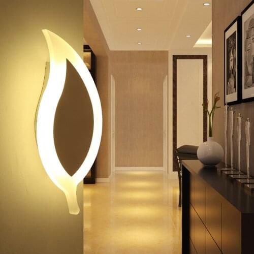 Leaf Shape Acrylic Light Simple Modern Bedroom Bedside LED Wall Lamp Creative Aisle Light Children Room Coffee Shop Lamp