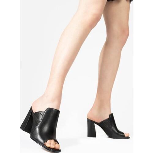 CZ London Women 'S Black Slippers Hole Detailed Thick Heels Stubby Slippers